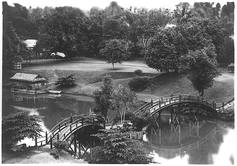 Alkaff Lake Gardens had a man-made lake, bridges, tea houses and pavilions, 1935. John Lim Collection, courtesy of National Archives of Singapore.